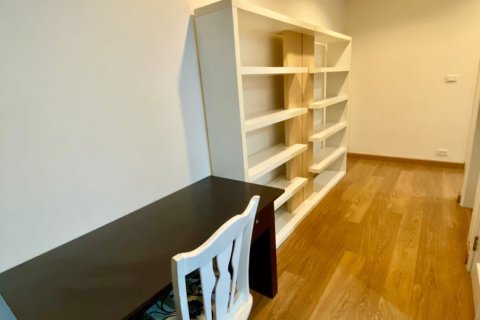 Condo in Bangkok, Thailand, 3 bedrooms  № 157782 - photo 7