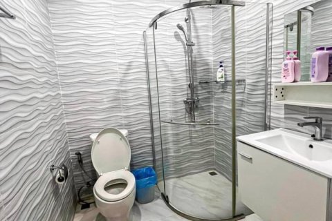 House in Pattaya, Thailand 6 bedrooms № 157778 - photo 17