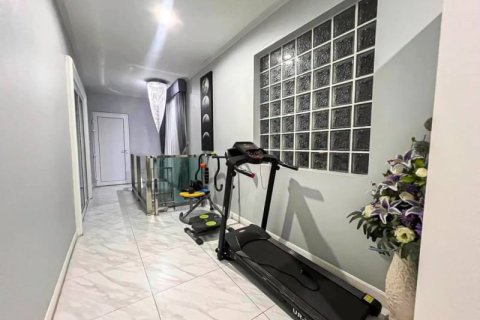 House in Pattaya, Thailand 6 bedrooms № 157778 - photo 15