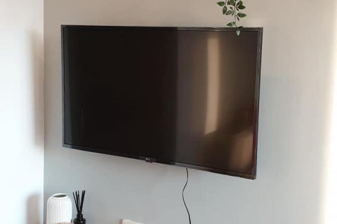 Condo in Bangkok, Thailand, 1 bedroom  № 157628 - photo 2