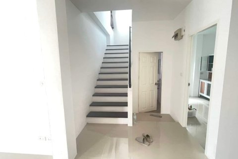 Дом в Самутпракане, Таиланд с 3 спальнями № 156980 - фото 5