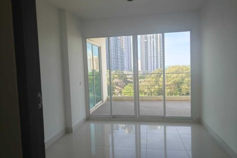 Condo in Pattaya, Thailand, 2 bedrooms  № 156979 - photo 10