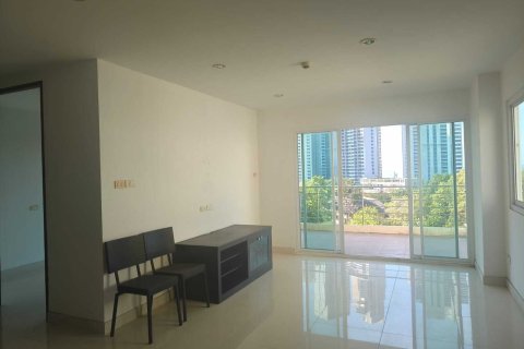 Condo in Pattaya, Thailand, 2 bedrooms  № 156979 - photo 6