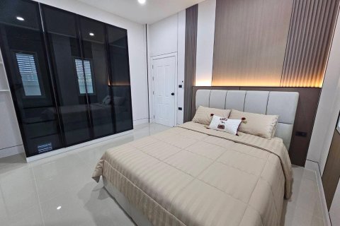 Вилла в Паттайе, Таиланд с 3 спальнями  № 156978 - фото 19