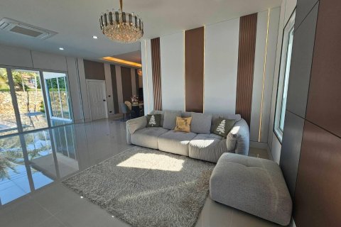 Вилла в Паттайе, Таиланд с 3 спальнями  № 156978 - фото 2