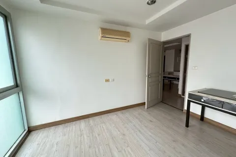 Кондоминиум с 3 спальнями в Ян Наве, Бангкок, Таиланд № 160380 - фото 4