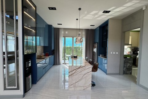 House in Lat Krabang, Bangkok, Thailand 4 bedrooms № 160381 - photo 12