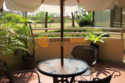 Studio dans le Condo à Chonburi, Thaïlande  № 144489 - photo 1