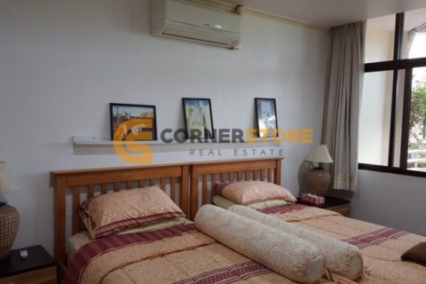 Studio dans le Condo à Chonburi, Thaïlande  № 144489 - photo 11