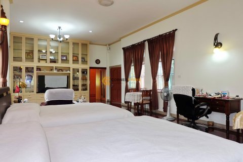 Studio on Jomtien Beach, Pattaya, Thailand № 144487 - photo 8