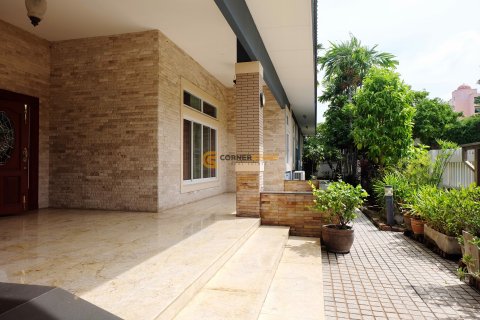 Studio on Jomtien Beach, Pattaya, Thailand № 144487 - photo 4