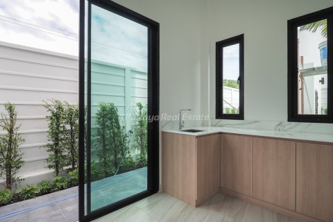 Дом в Паттайе, Таиланд с 3 спальнями  № 74327 - фото 8