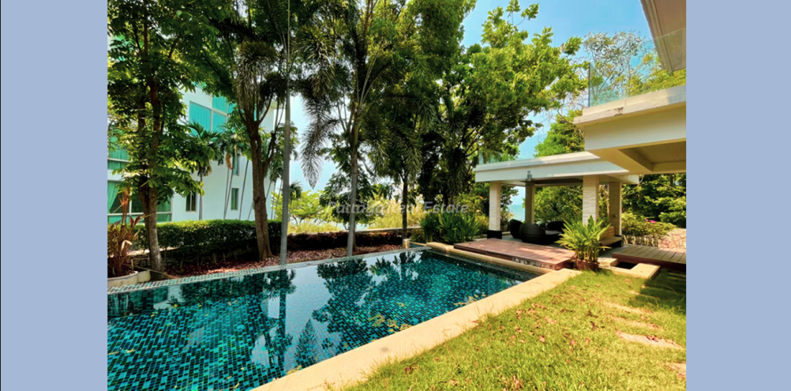 Maison à Pattaya, Thaïlande 5 chambres № 168051