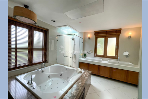 Maison à Pattaya, Thaïlande 5 chambres № 168051 - photo 26