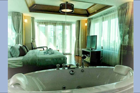 Maison à Pattaya, Thaïlande 5 chambres № 168051 - photo 23