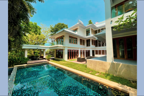 Maison à Pattaya, Thaïlande 5 chambres № 168051 - photo 4