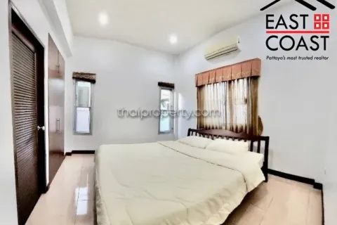 Casa de 3 dormitorios en Pattaya, Tailandia № 212900 - foto 7