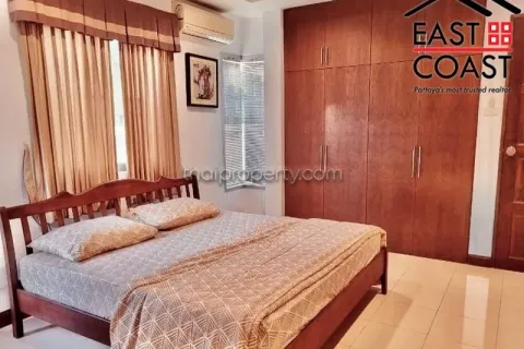 Casa de 3 dormitorios en Pattaya, Tailandia № 212900 - foto 9