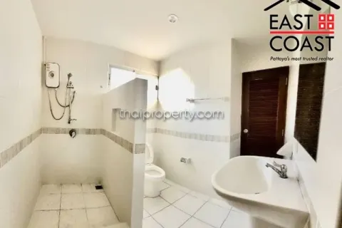 Casa de 3 dormitorios en Pattaya, Tailandia № 212900 - foto 10