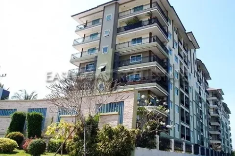 Condominio de 1 dormitorio en Jomtien Beach, Pattaya, Tailandia № 212904 - foto 2