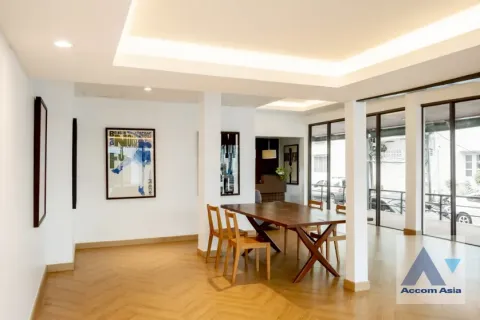 Reihenhaus in Huai Khwang, Bangkok, Thailand 4 Schlafzimmer № 214884 - Foto 3