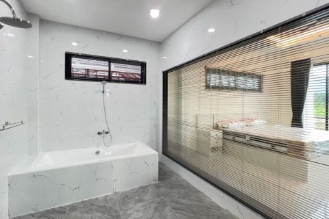 House in Chiang Mai, Thailand 3 bedrooms № 133459 - photo 17