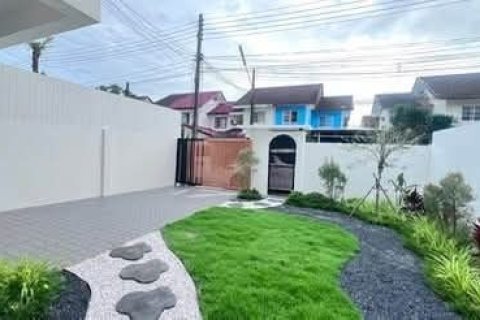 Townhouse in Phuket, Thailand 3 bedrooms № 169462 - photo 12