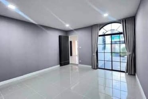 Townhouse in Phuket, Thailand 3 bedrooms № 169462 - photo 14