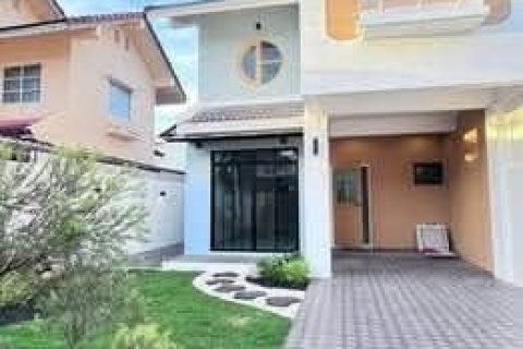 Townhouse in Phuket, Thailand 3 bedrooms № 169462 - photo 2