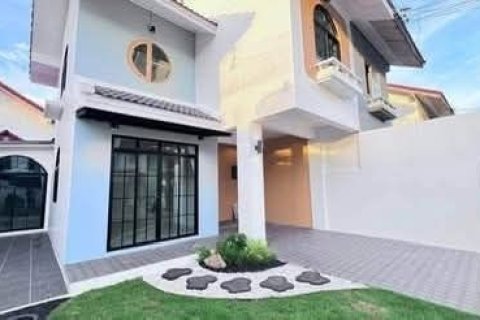 Townhouse in Phuket, Thailand 3 bedrooms № 169462 - photo 4