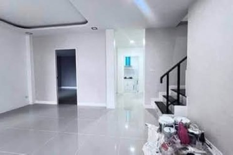 Townhouse in Phuket, Thailand 3 bedrooms № 169462 - photo 15