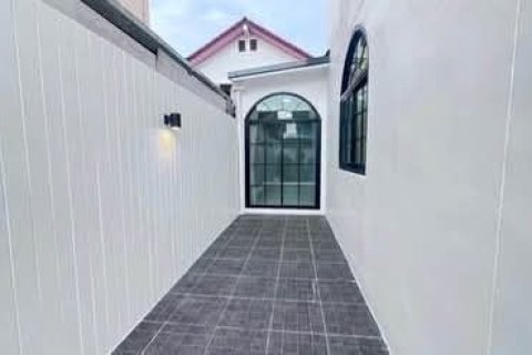 Townhouse in Phuket, Thailand 3 bedrooms № 169462 - photo 16