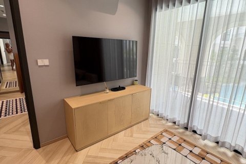 Condo in Phuket, Thailand, 3 bedrooms  № 169456 - photo 12