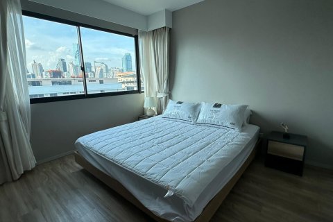 Кондоминиум с 2 спальнями в Сатхоне, Бангкок, Таиланд № 154248 - фото 7