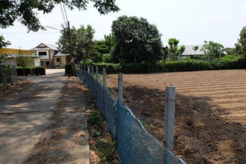 Земельный участок в Чиангмае, Таиланд  № 162492