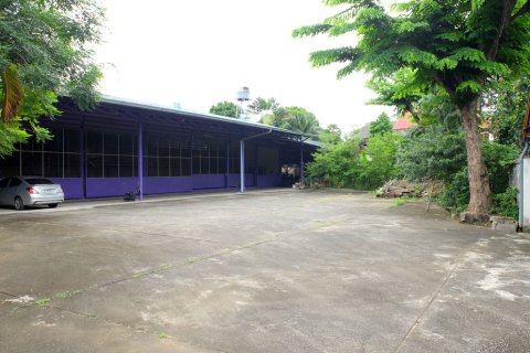 Коммерческая недвижимость в Чиангмае, Таиланд  № 162493 - фото 5