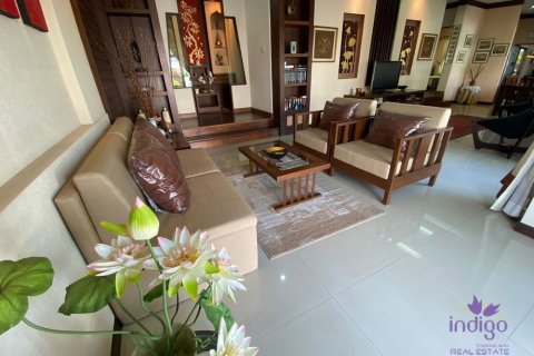 House in Chiang Mai, Thailand 3 bedrooms № 162490 - photo 9