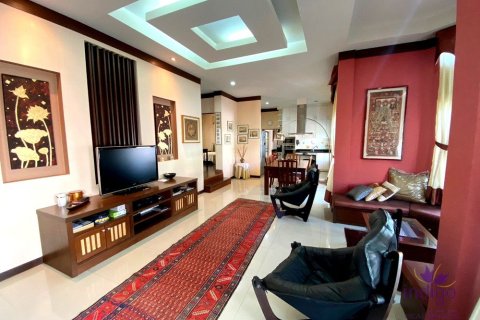 House in Chiang Mai, Thailand 3 bedrooms № 162490 - photo 12