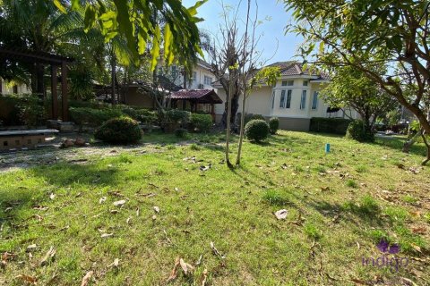 House in Chiang Mai, Thailand 3 bedrooms № 162490 - photo 7