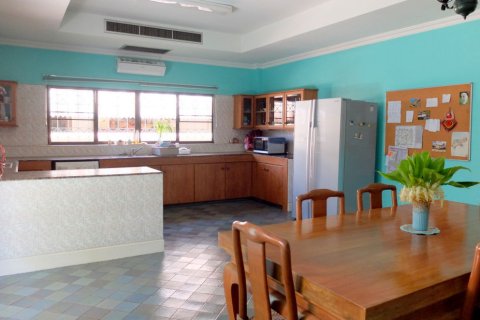 Maison à Chiang Mai, Thaïlande 4 chambres № 162494 - photo 3