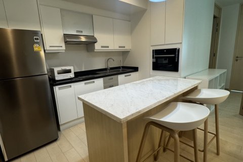 Кондоминиум с 4 спальнями в Бангкоке, Таиланд № 172611 - фото 2