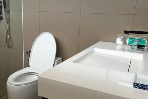 Таунхаус в Пхракханонге, Бангкок, Таиланд с 4 спальнями  № 172614 - фото 11