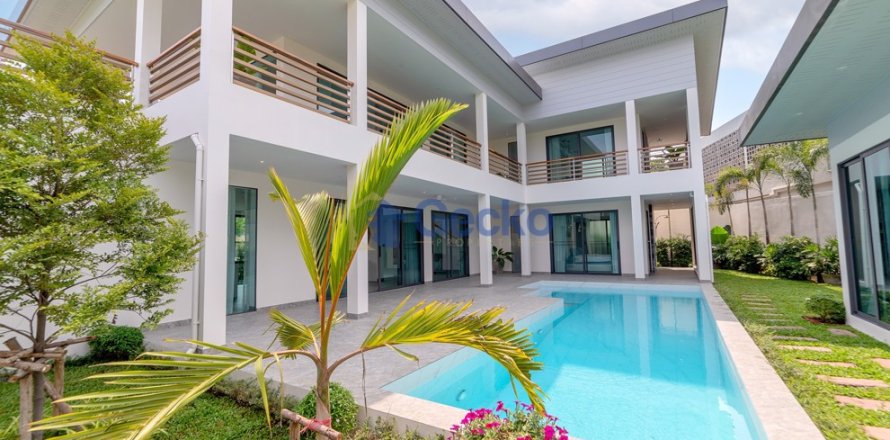Maison à Pattaya, Thaïlande 4 chambres № 196220