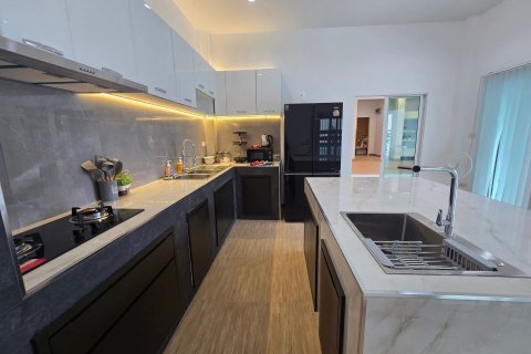 Villa à Chiang Mai, Thaïlande 4 chambres № 173803 - photo 9