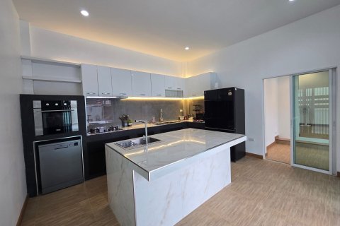 Villa à Chiang Mai, Thaïlande 4 chambres № 173803 - photo 8