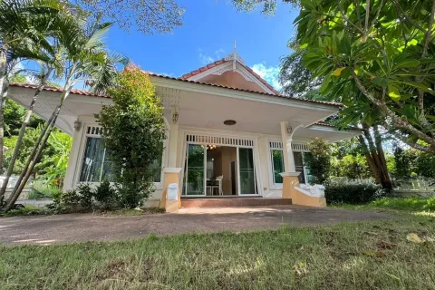 Вилла в Сан Кампаенге, Таиланд с 3 спальнями  № 173797