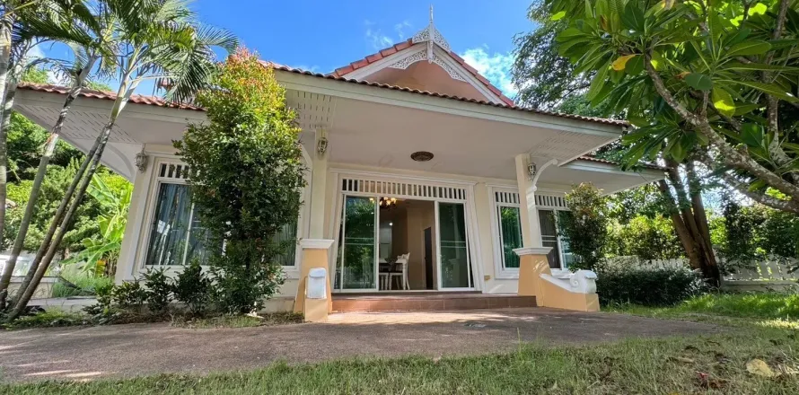 Villa à San Kamphaeng, Thaïlande 3 chambres № 173797