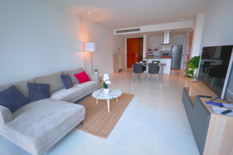 Condo in Khlong Toei, Bangkok, Thailand, 2 bedrooms  № 171639 - photo 1