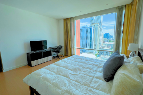 Condo in Khlong Toei, Bangkok, Thailand, 2 bedrooms  № 171640 - photo 15