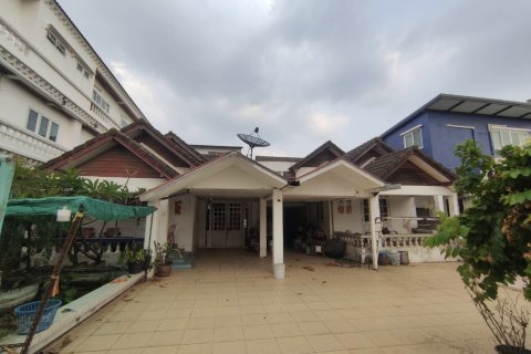 Maison à Prawet, Bangkok, Thaïlande 6 chambres № 171636